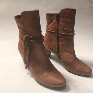 Eric Michael Brown Ankle Boot with Heel Size 37 EU